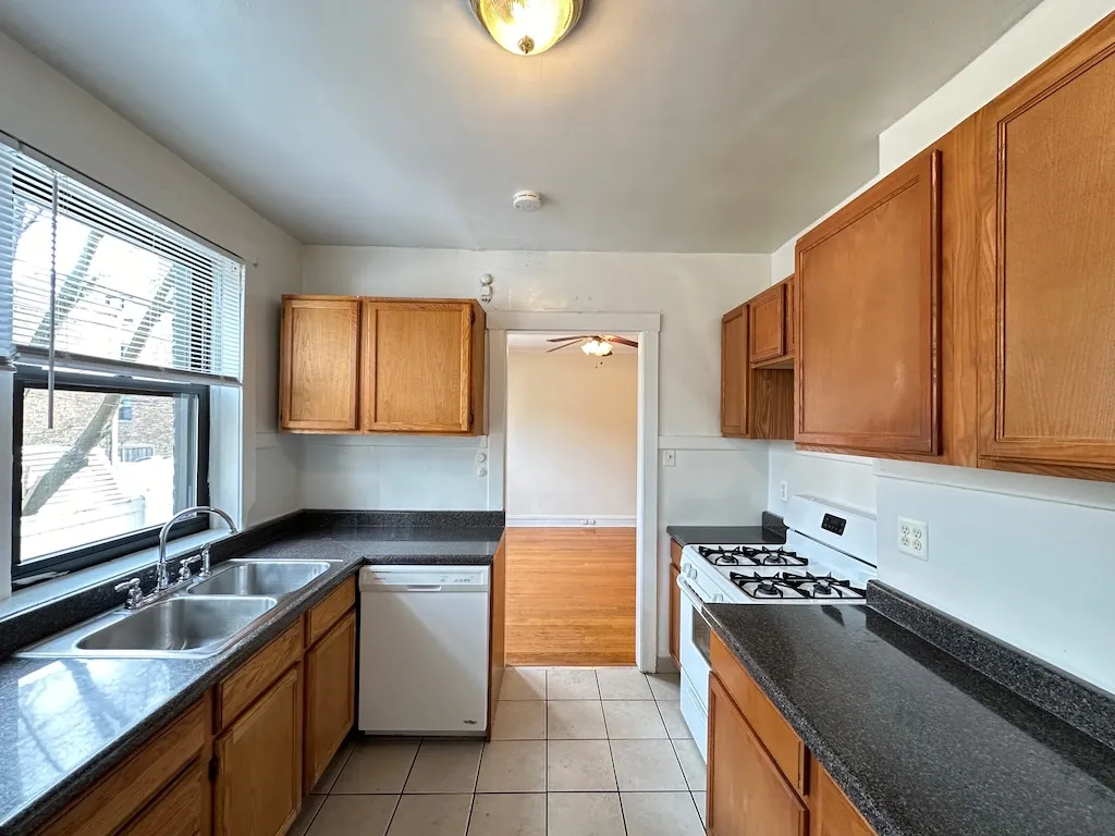 1117 W Oakdale, , 60657 60657-unit#A2-Chicago-IL