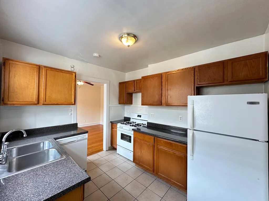 1117 W Oakdale, , 60657 60657-unit#A2-Chicago-IL