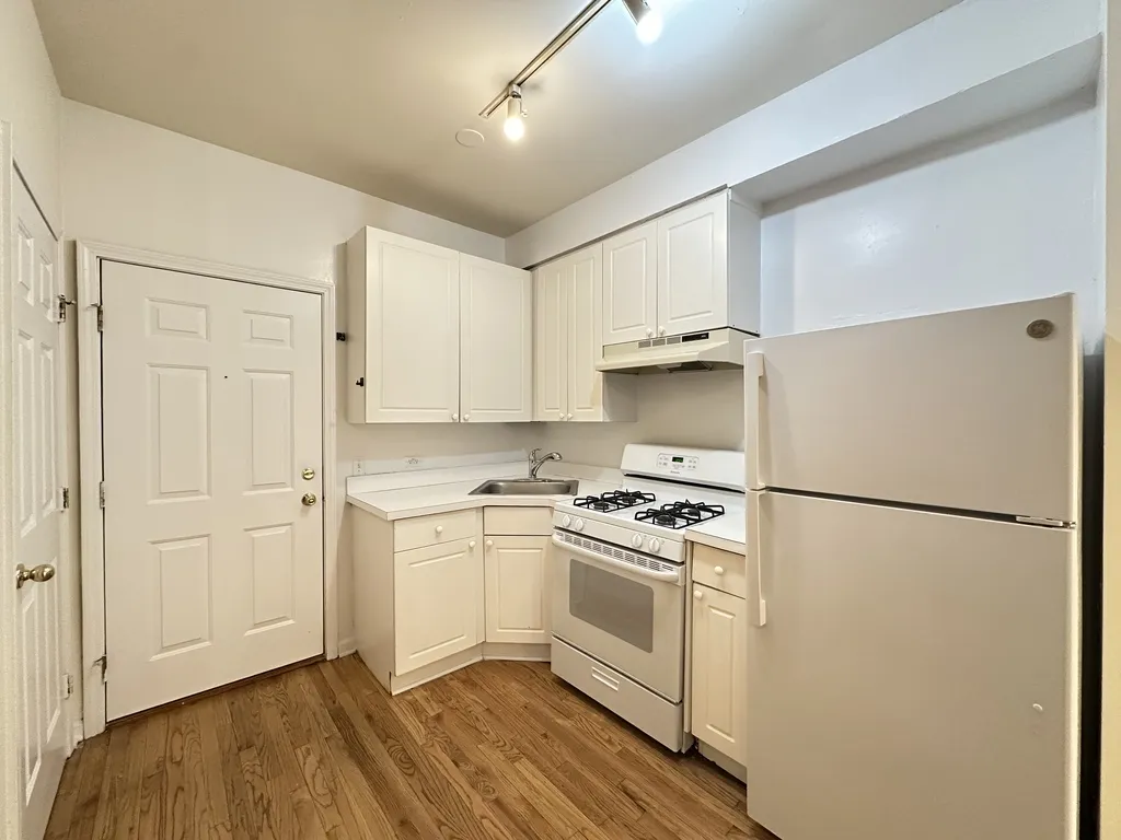 917 W Dakin, , 60613 60613-unit#104-Chicago-IL