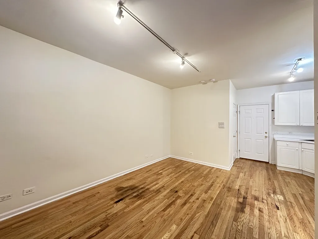 917 W Dakin, ,  60613 60613-unit#104-Chicago-IL