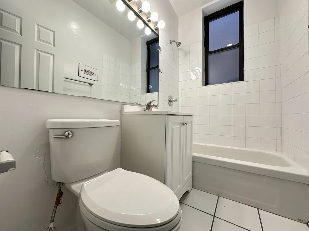 917 W Dakin, ,  60613 60613-unit#104-Chicago-IL