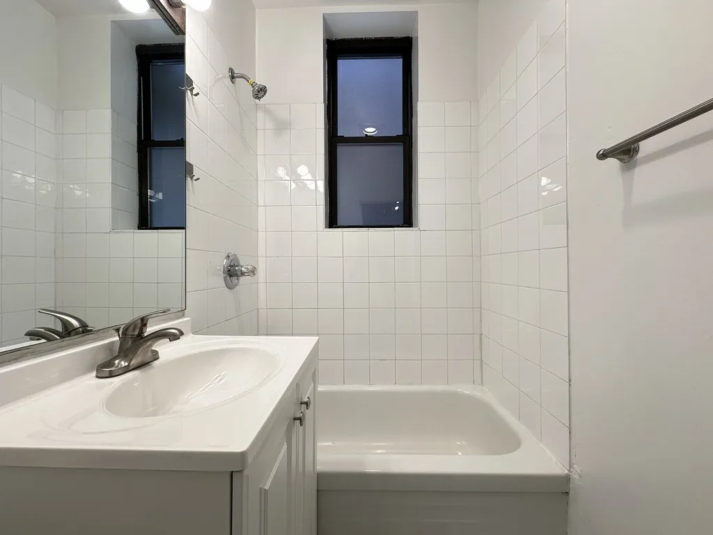 917 W Dakin, ,  60613 60613-unit#104-Chicago-IL