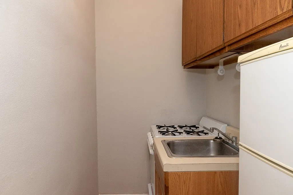 2827 N Burling, ,  60657 60657-unit#202-Chicago-IL