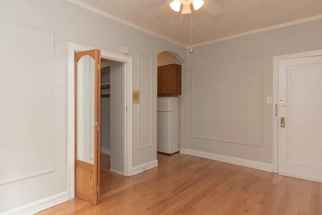 2827 N Burling, ,  60657 60657-unit#202-Chicago-IL