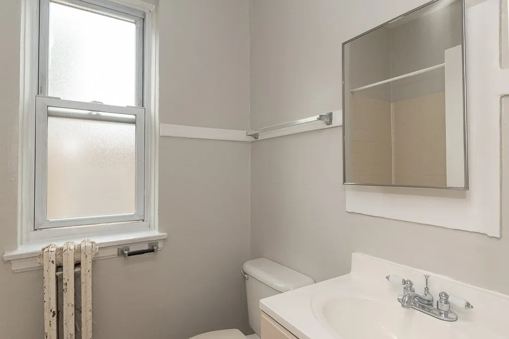 2827 N Burling, ,  60657 60657-unit#202-Chicago-IL