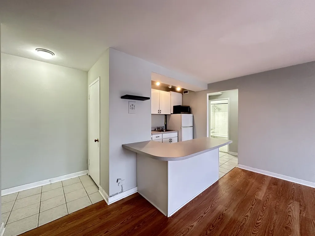 445 W Wellington, , 60657 60657-unit#10F-Chicago-IL
