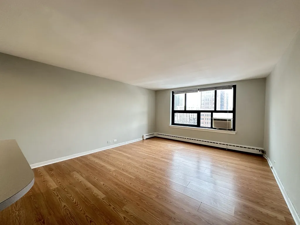 445 W Wellington, , 60657 60657-unit#10F-Chicago-IL