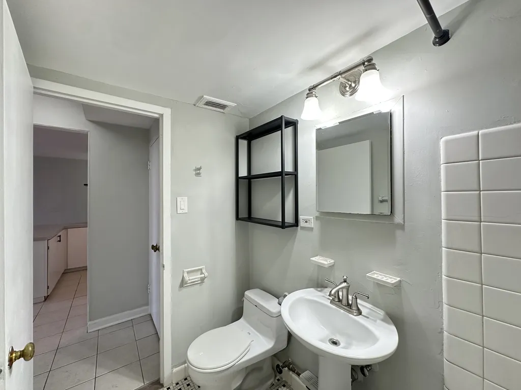 445 W Wellington, , 60657 60657-unit#10F-Chicago-IL