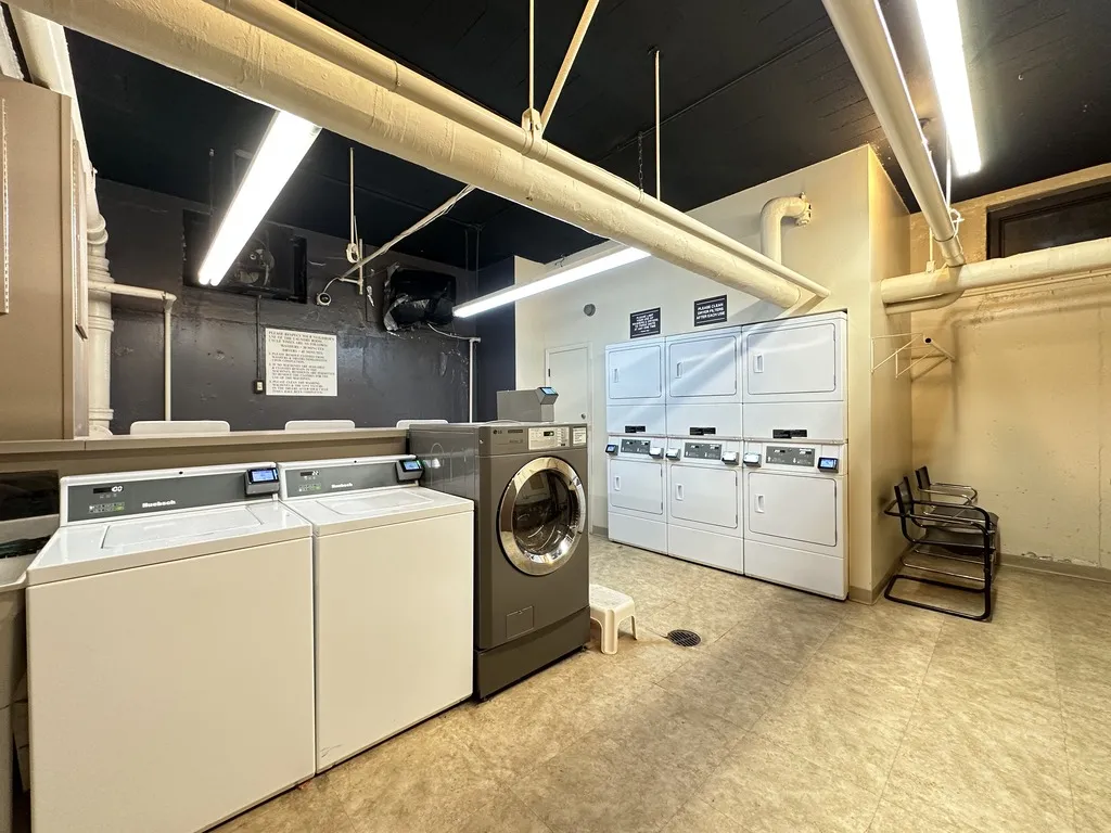 445 W Wellington, , 60657 60657-unit#10F-Chicago-IL