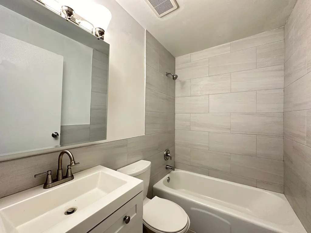 3825 N Pine Grove, , 60613 60613-unit#501-Chicago-IL