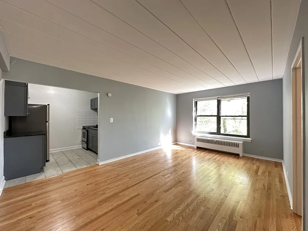1360 W Touhy, , 60626 60626-unit#504-Chicago-IL
