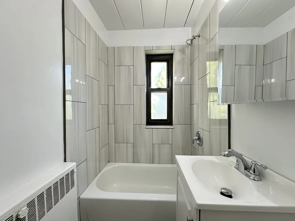 1360 W Touhy, , 60626 60626-unit#504-Chicago-IL