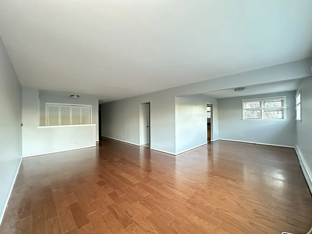 8644 Boulevard, Chicago, 60077 60077-unit#306-Skokie-IL