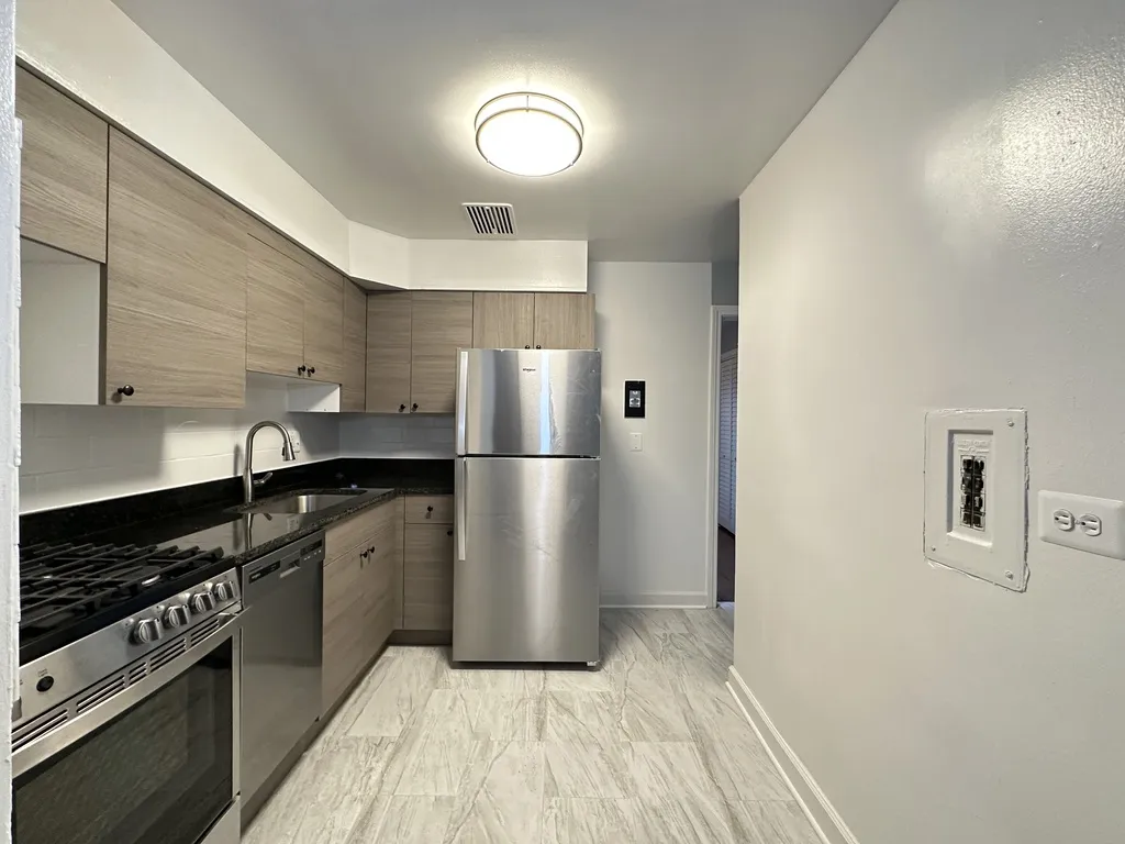 6705 N California, , 60645 60645-unit#N2-Chicago-IL
