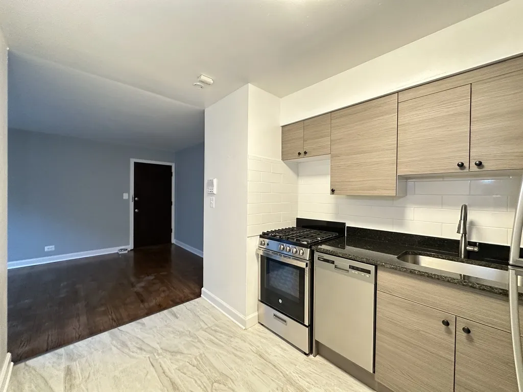 6705 N California, , 60645 60645-unit#N2-Chicago-IL