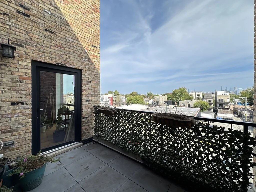 520 N Western, ,  60624 60624-unit#B5-Chicago-IL