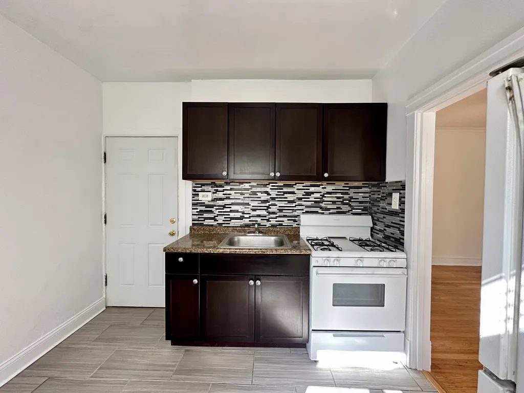 6347 N Magnolia, ,  60660 60660-unit#2M-Chicago-IL