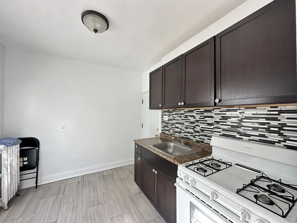 6347 N Magnolia, ,  60660 60660-unit#2M-Chicago-IL