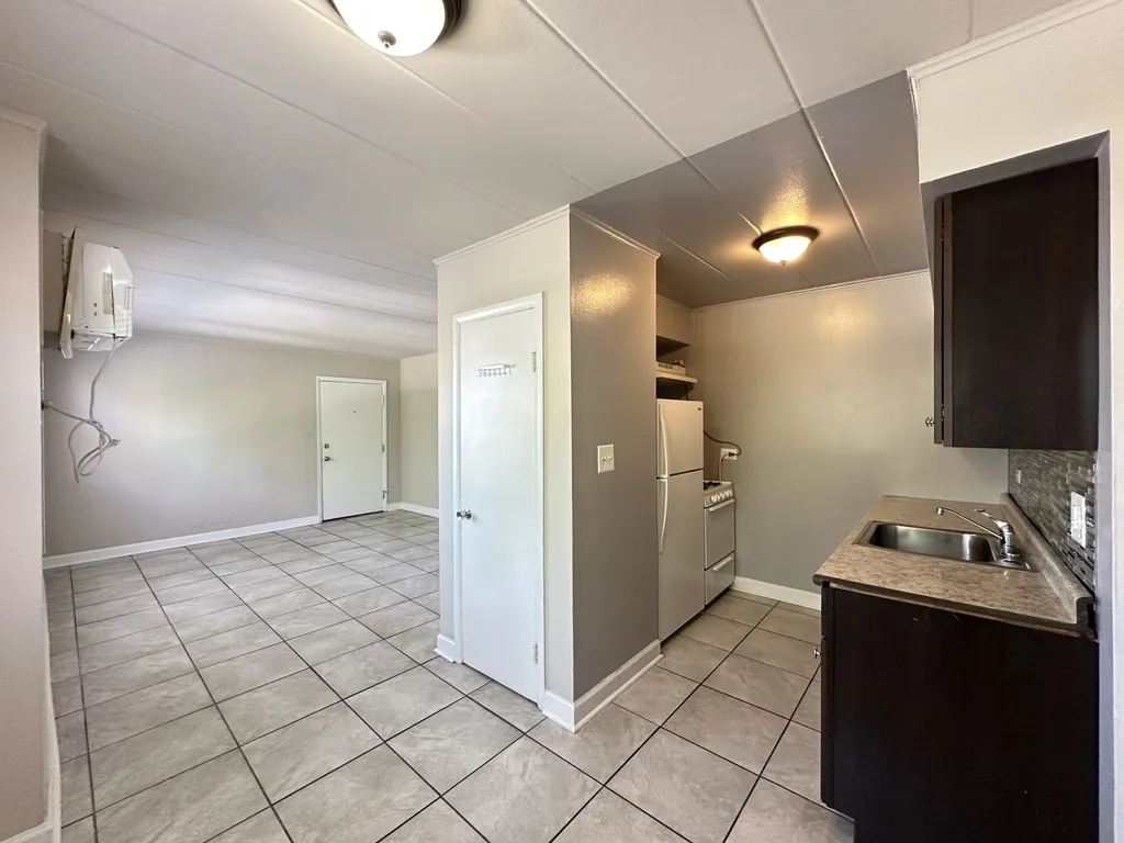 3820 25th Ave   60176 60176-unit#15-Schiller Park-IL