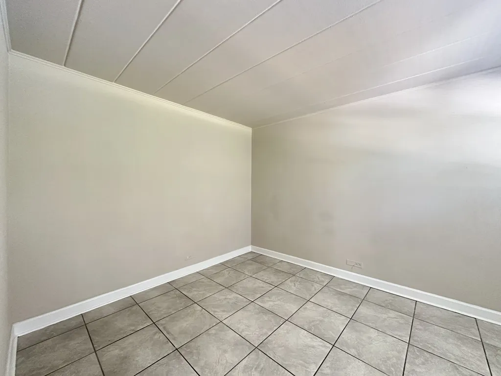 3820 25th Ave   60176 60176-unit#15-Schiller Park-IL