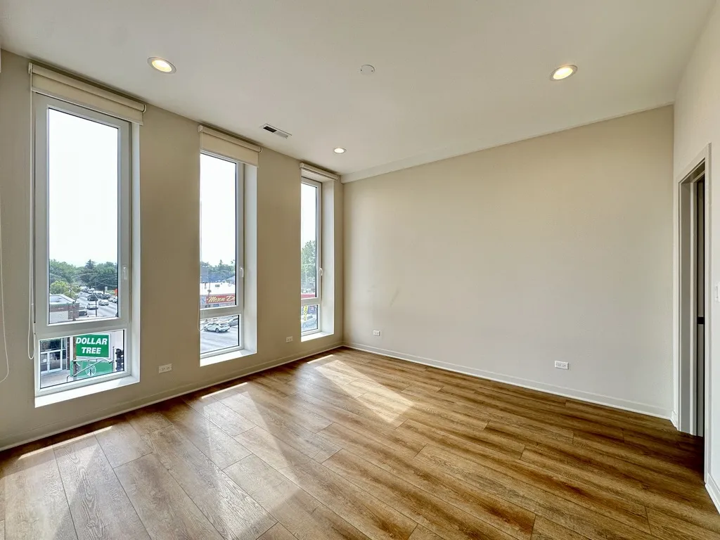 3207 N Narragansett, , 60634 60634-unit#306-Chicago-IL