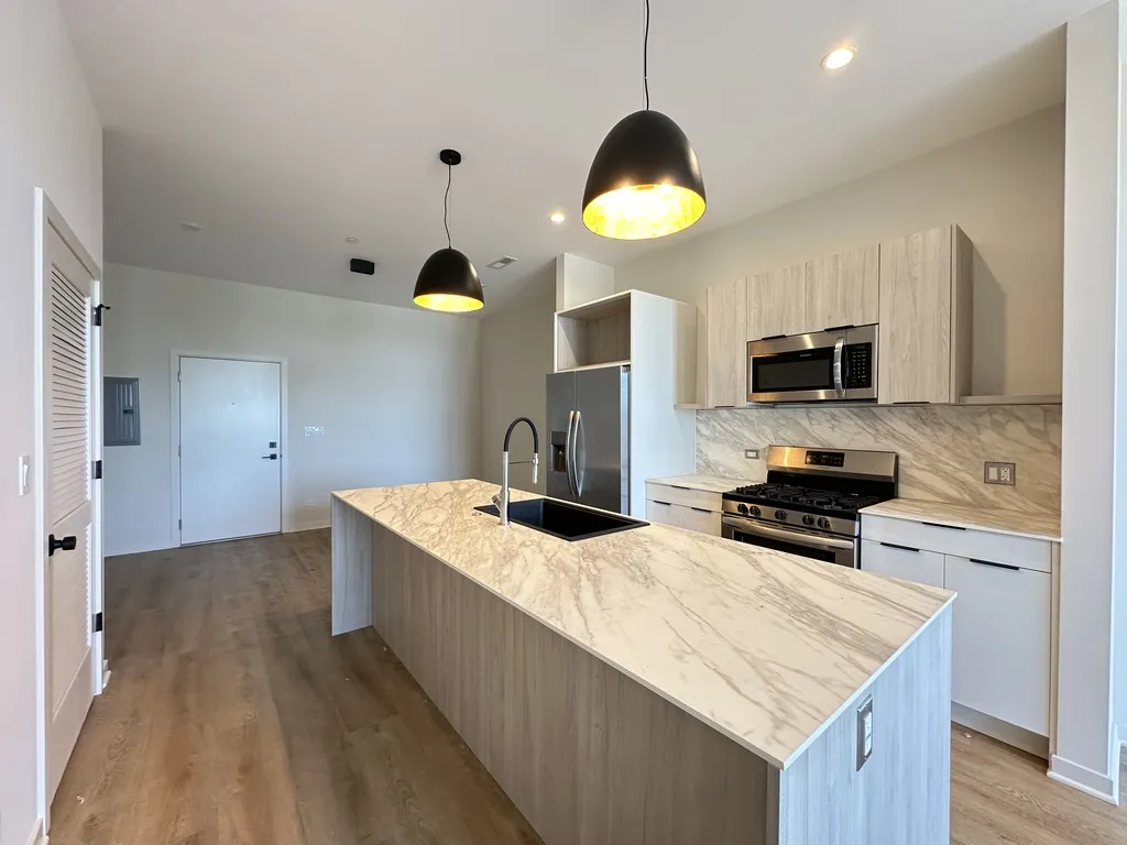 6340 W Belmont, , 60634 60634-unit#302-Chicago-IL