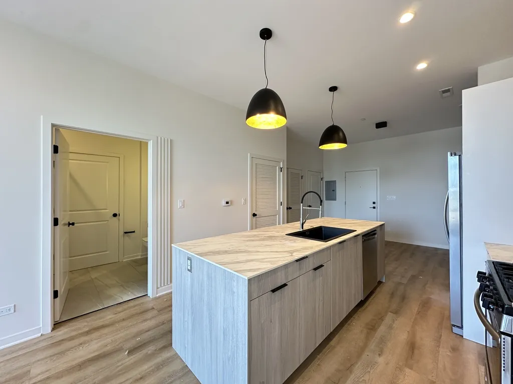 6340 W Belmont, , 60634 60634-unit#302-Chicago-IL