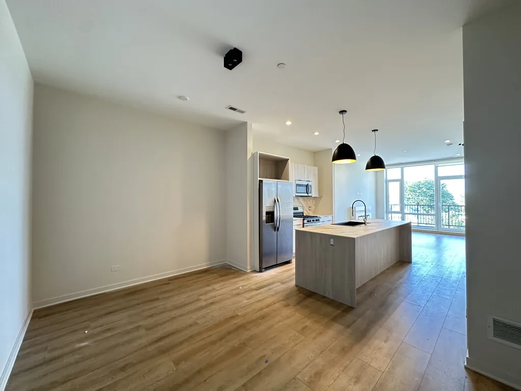 6340 W Belmont, , 60634 60634-unit#302-Chicago-IL