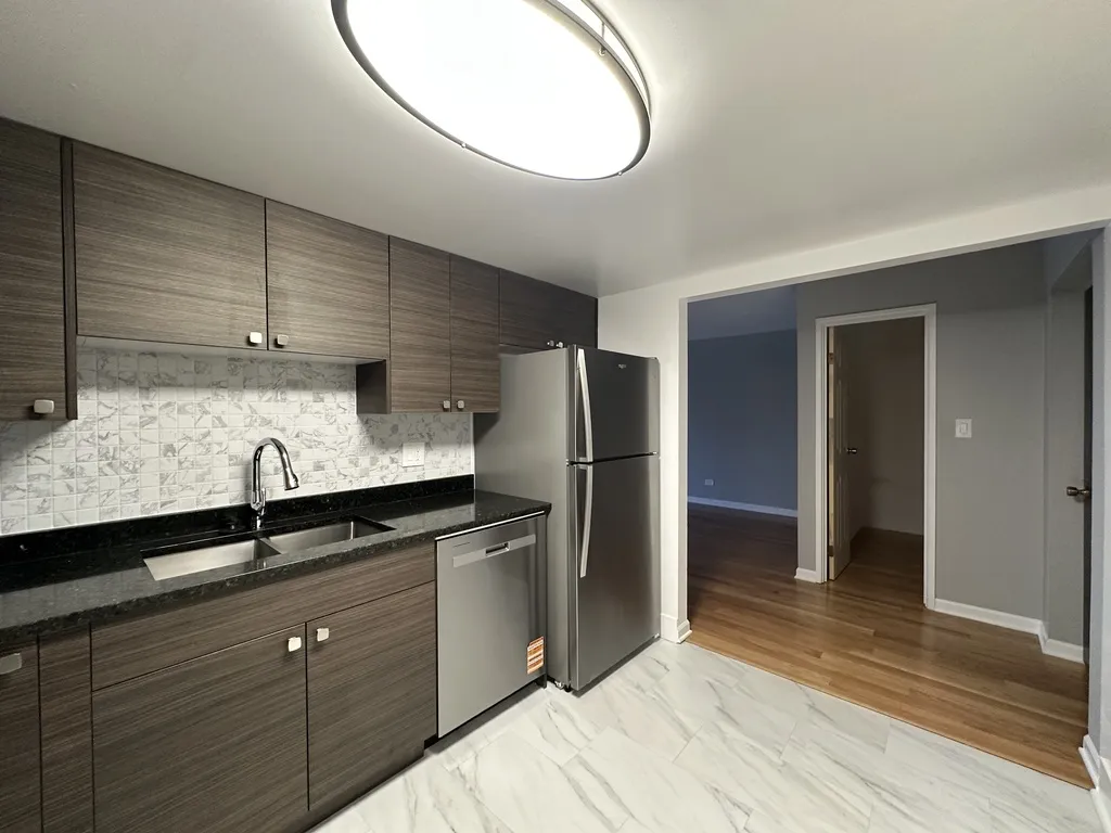 525 N Quentin Rd 60067 60067-unit#116-Palatine-IL