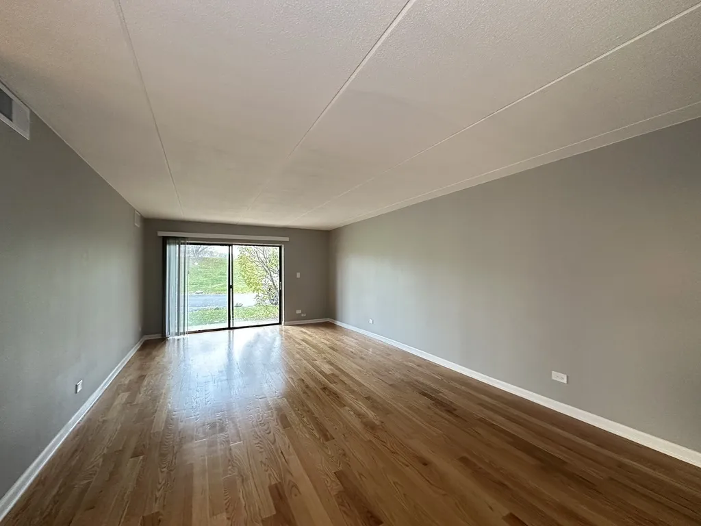 525 N Quentin Rd 60067 60067-unit#116-Palatine-IL