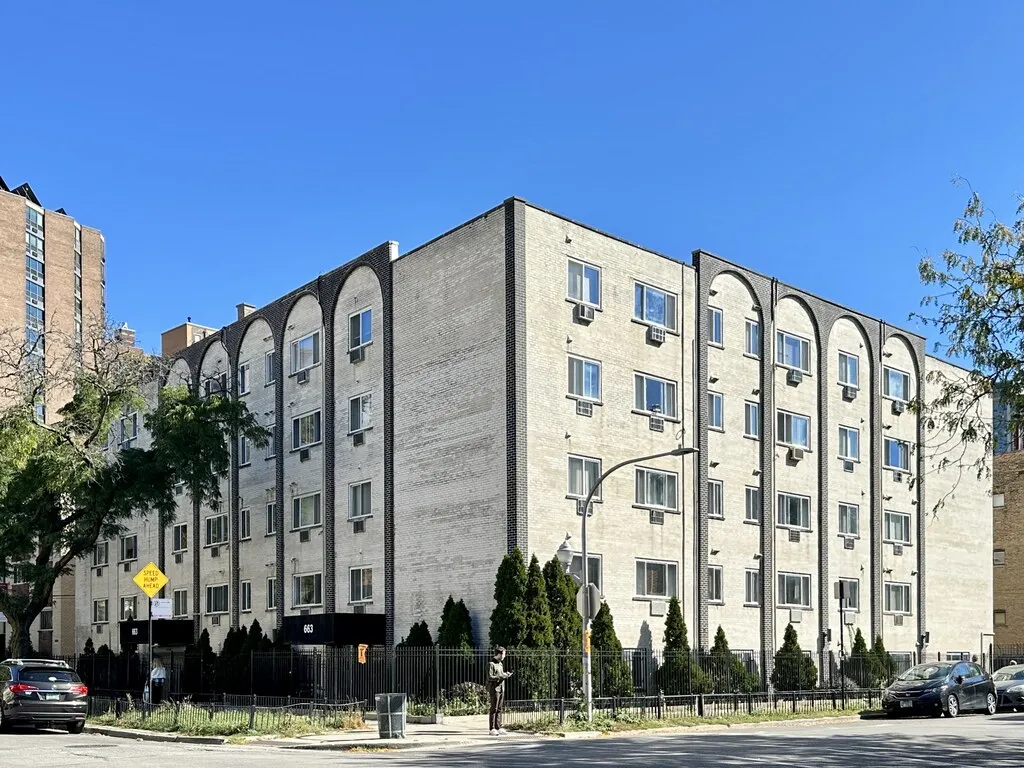 663 W Grace, , 60613 60613-unit#304-Chicago-IL