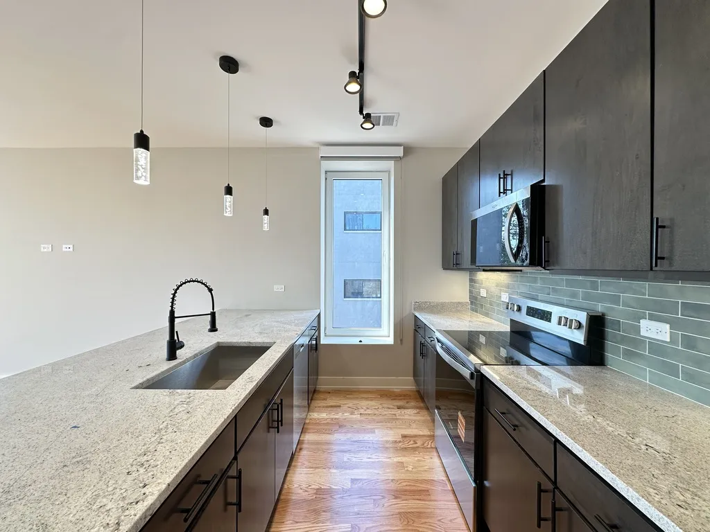 2100 W 18th Place, , 60608 60608-unit#402-Chicago-IL