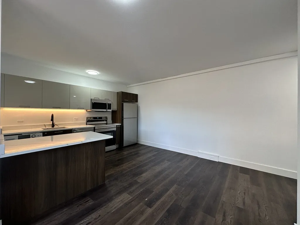 1553 W Hollywood, , 60660 60660-unit#311-Chicago-IL