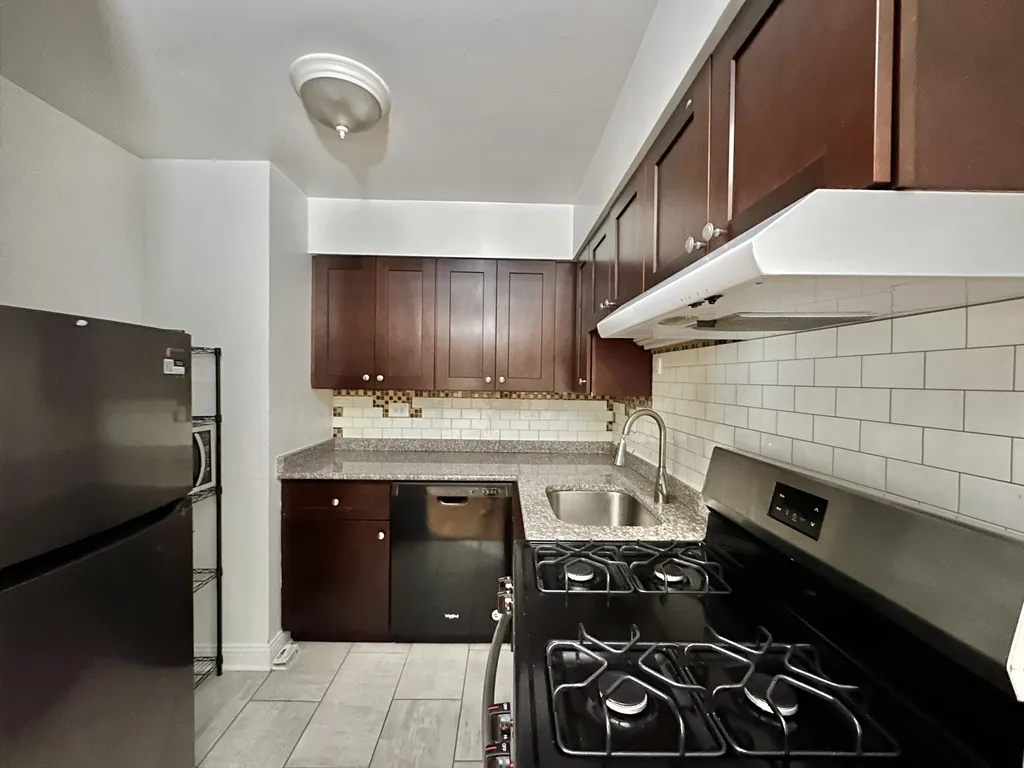 3710 N Pine Grove, , 60613 60613-unit#408-Chicago-IL