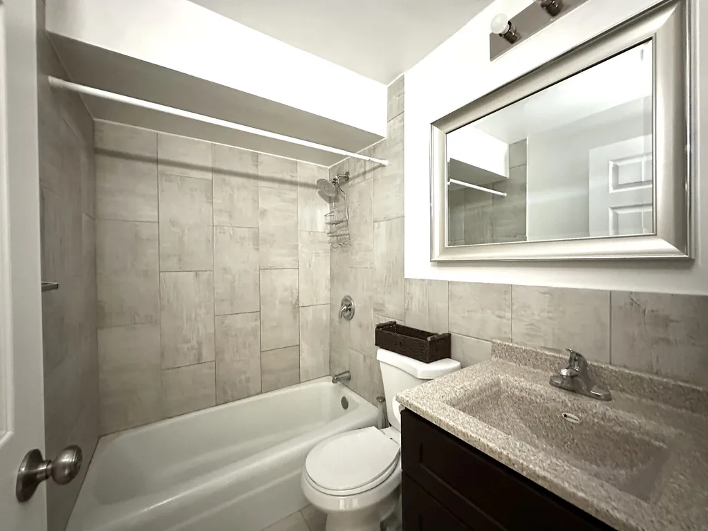 3710 N Pine Grove, , 60613 60613-unit#408-Chicago-IL