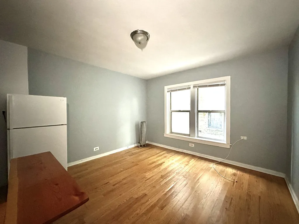 5662 N Ridge, , 60660 60660-unit#C2-Chicago-IL