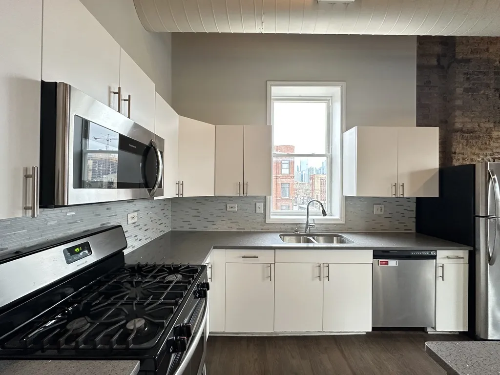 1202 W Grand, ,  60642 60642-unit#4-Chicago-IL