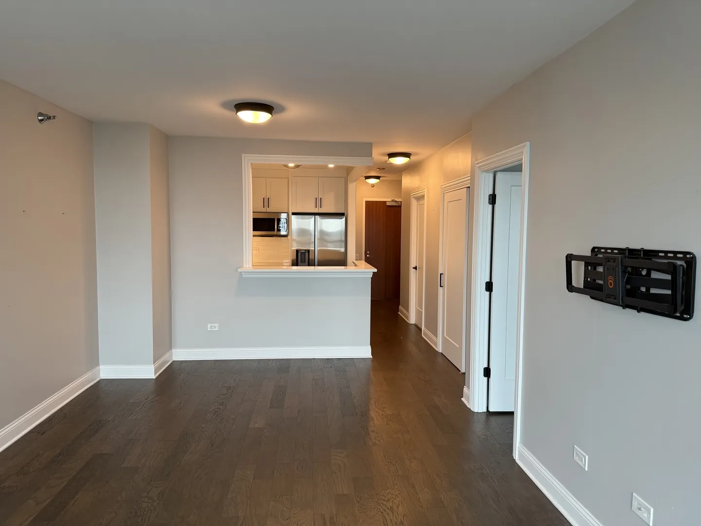 400 N La Salle Dr   60654 60654-unit#2909-Chicago-IL