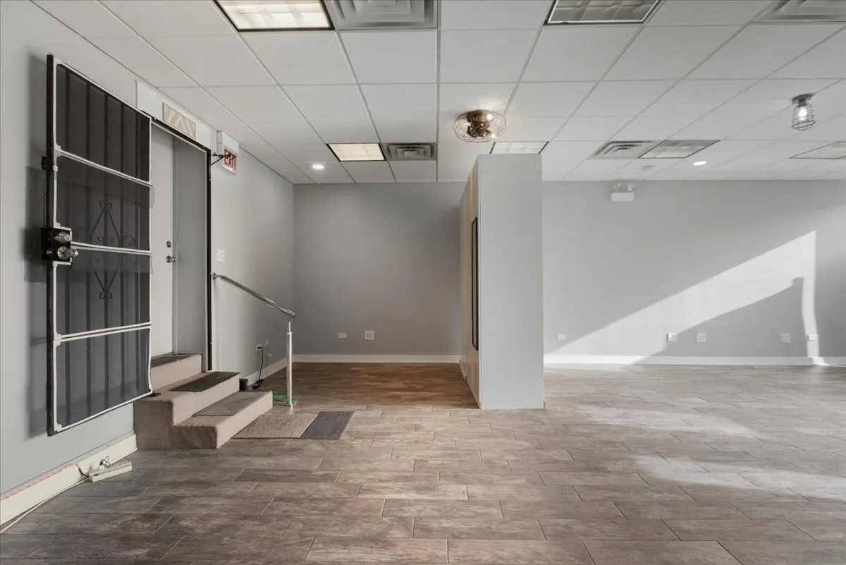 1338 Irving Park Rd   60613 60613-unit#1-Chicago-IL