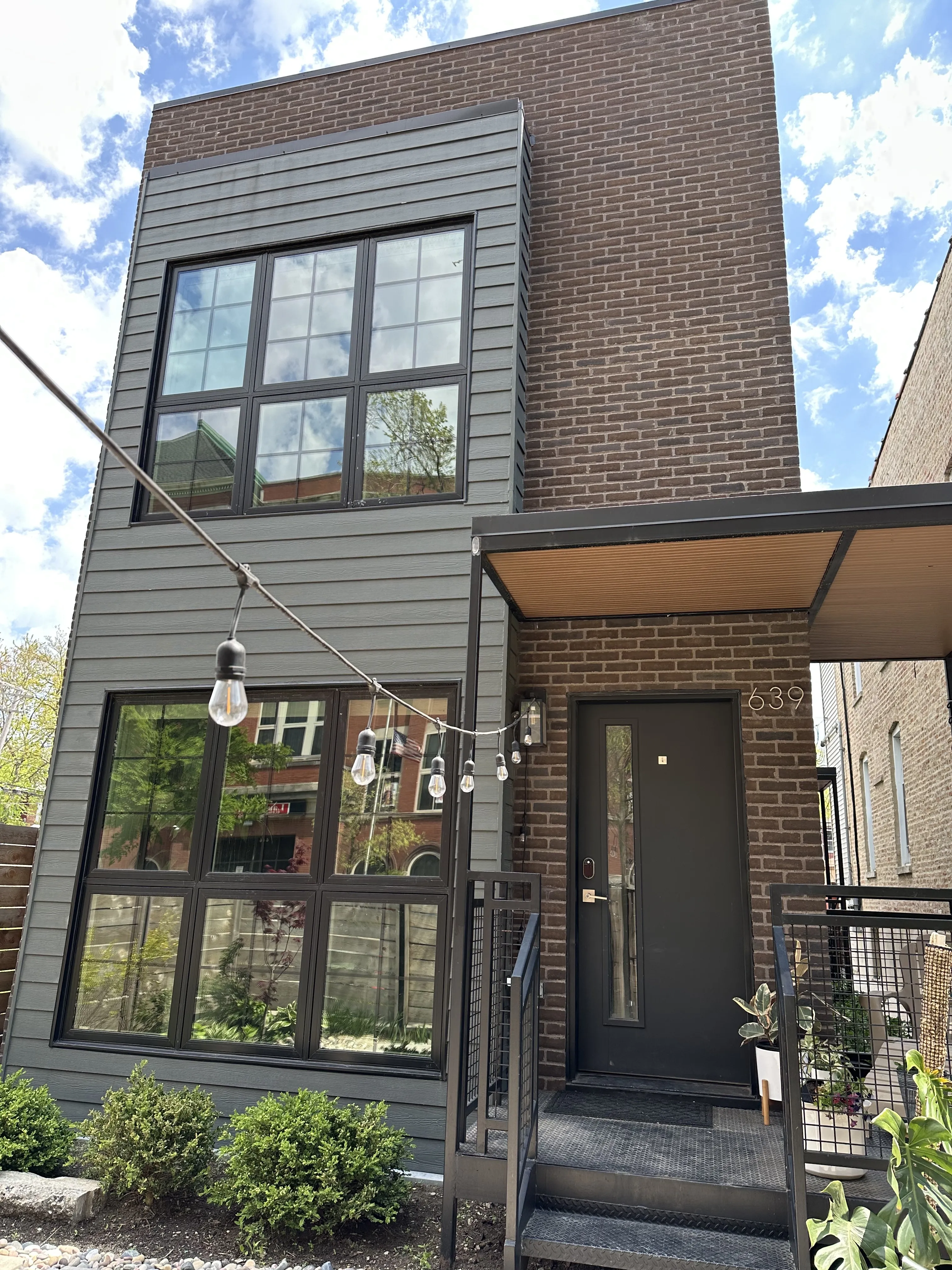 639 N Lawndale Ave 60624 60624-Chicago-IL