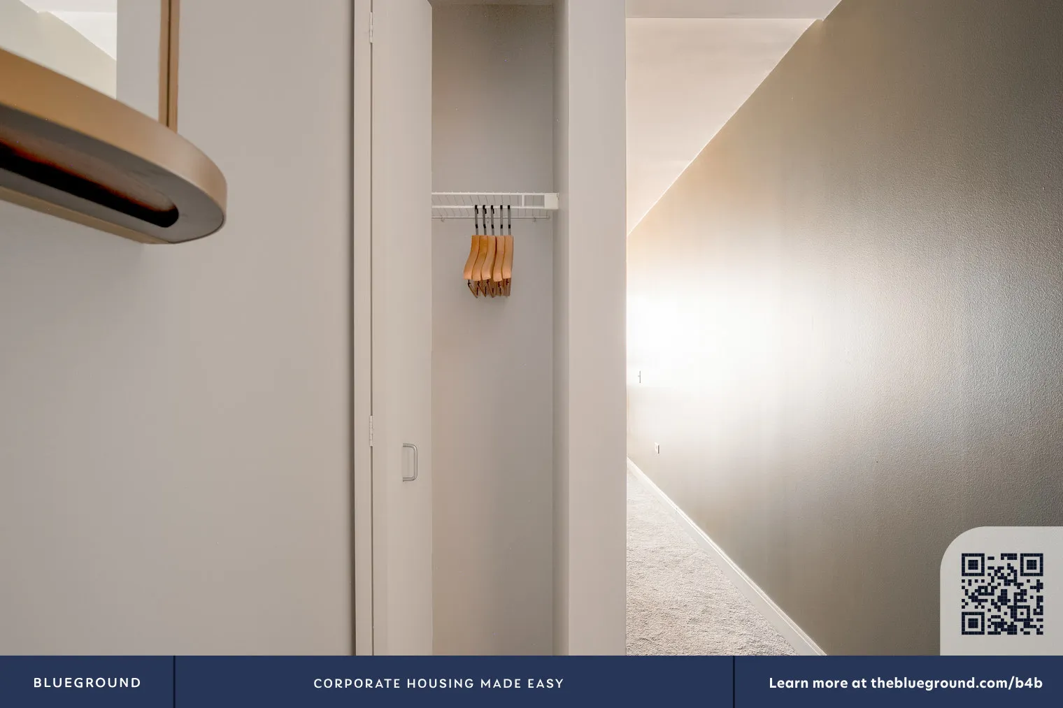 210 N Wells St   60601 60601-Lake & Wells Apartments-unit#ID699-Chicago-IL