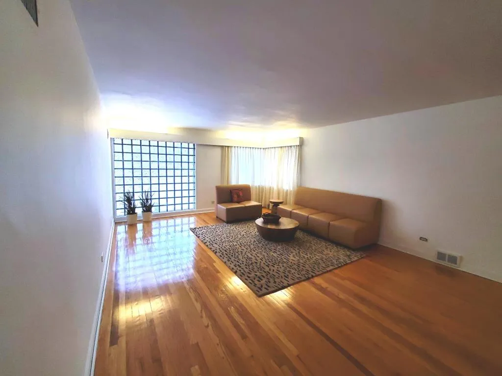 South Chappel Avenue 60649-Jackson Park Su Casa-Chicago-IL