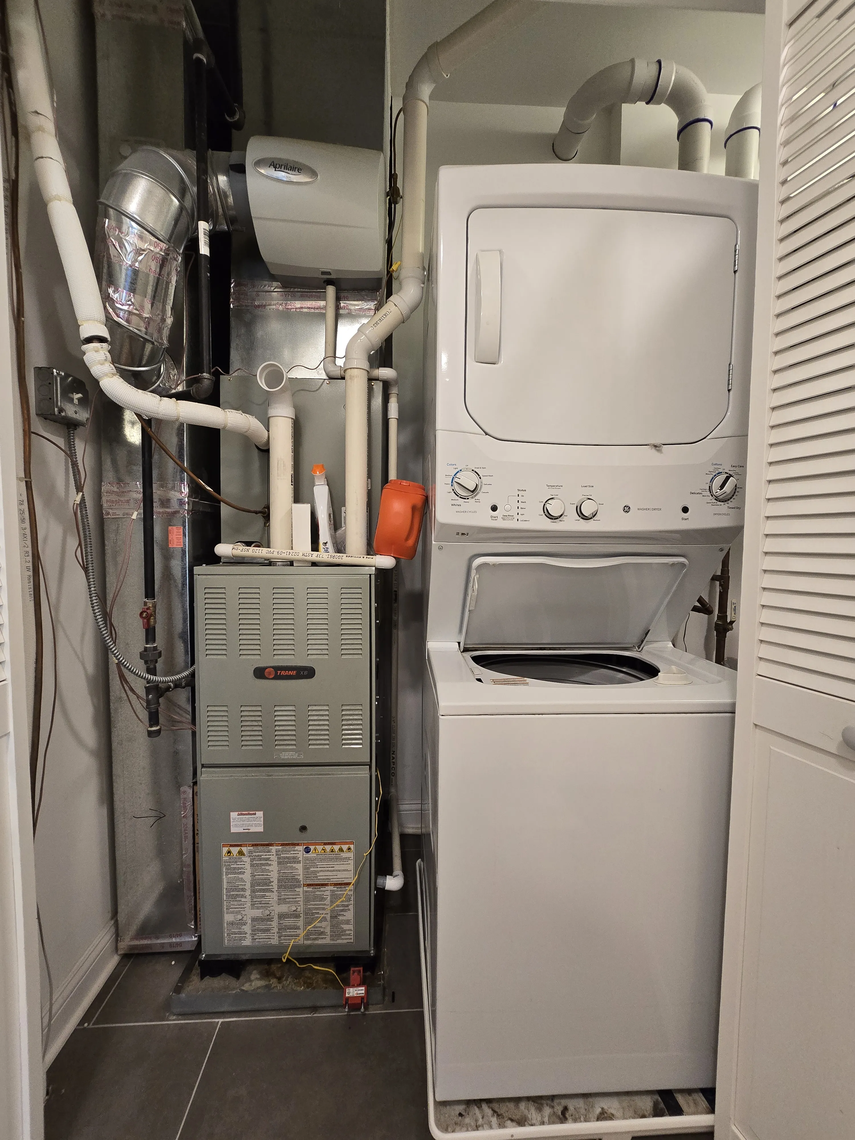 723 W 34th St   60616 60616-unit#2E-Chicago-IL