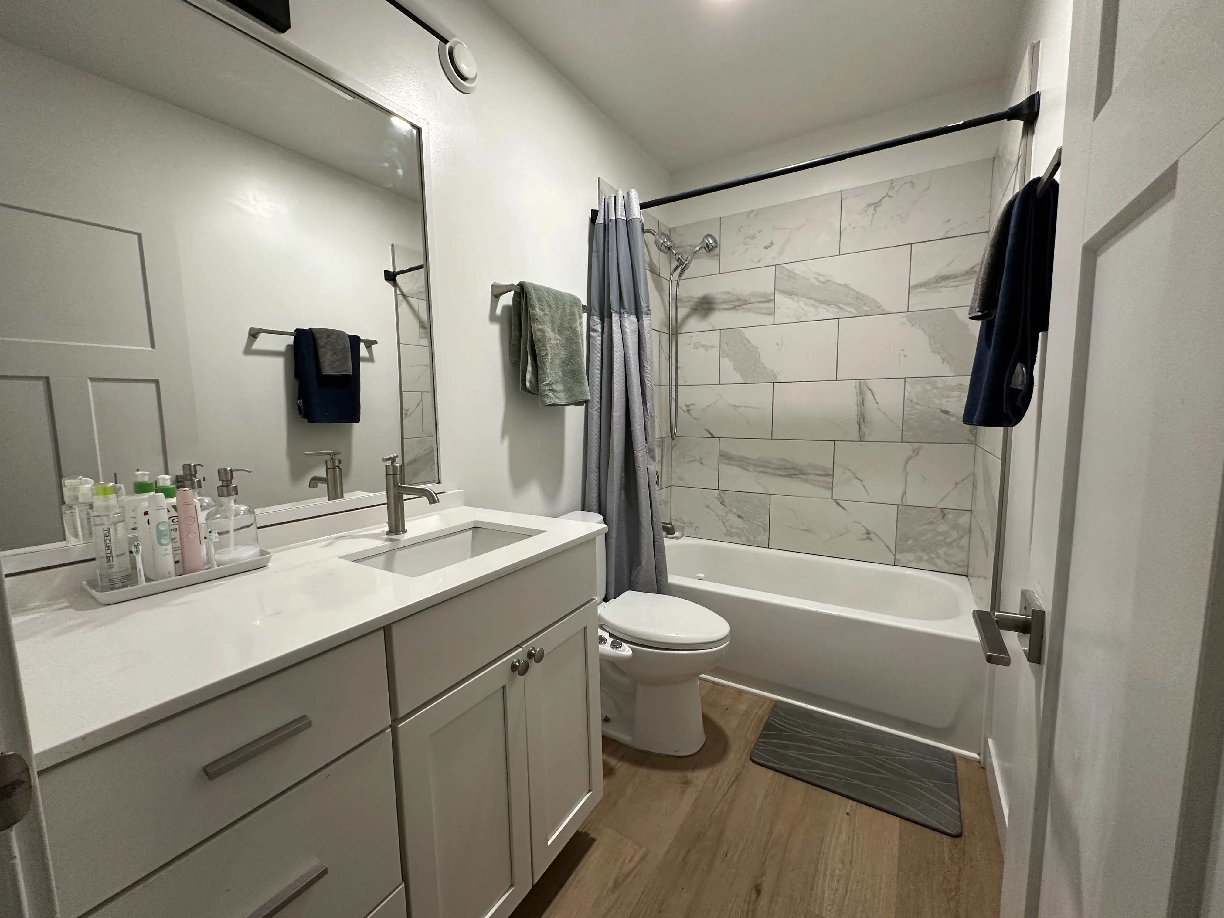 639 N Lawndale Ave   60624 60624-Chicago-IL