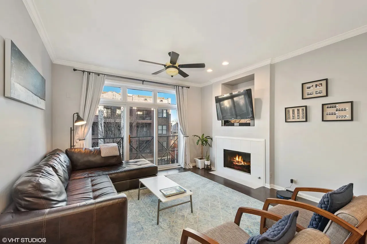 2117 W Rice St   60622 60622-unit#3E-Chicago-IL