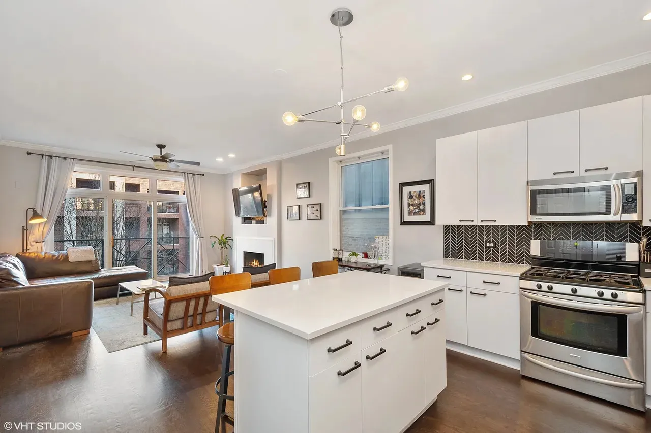 2117 W Rice St   60622 60622-unit#3E-Chicago-IL