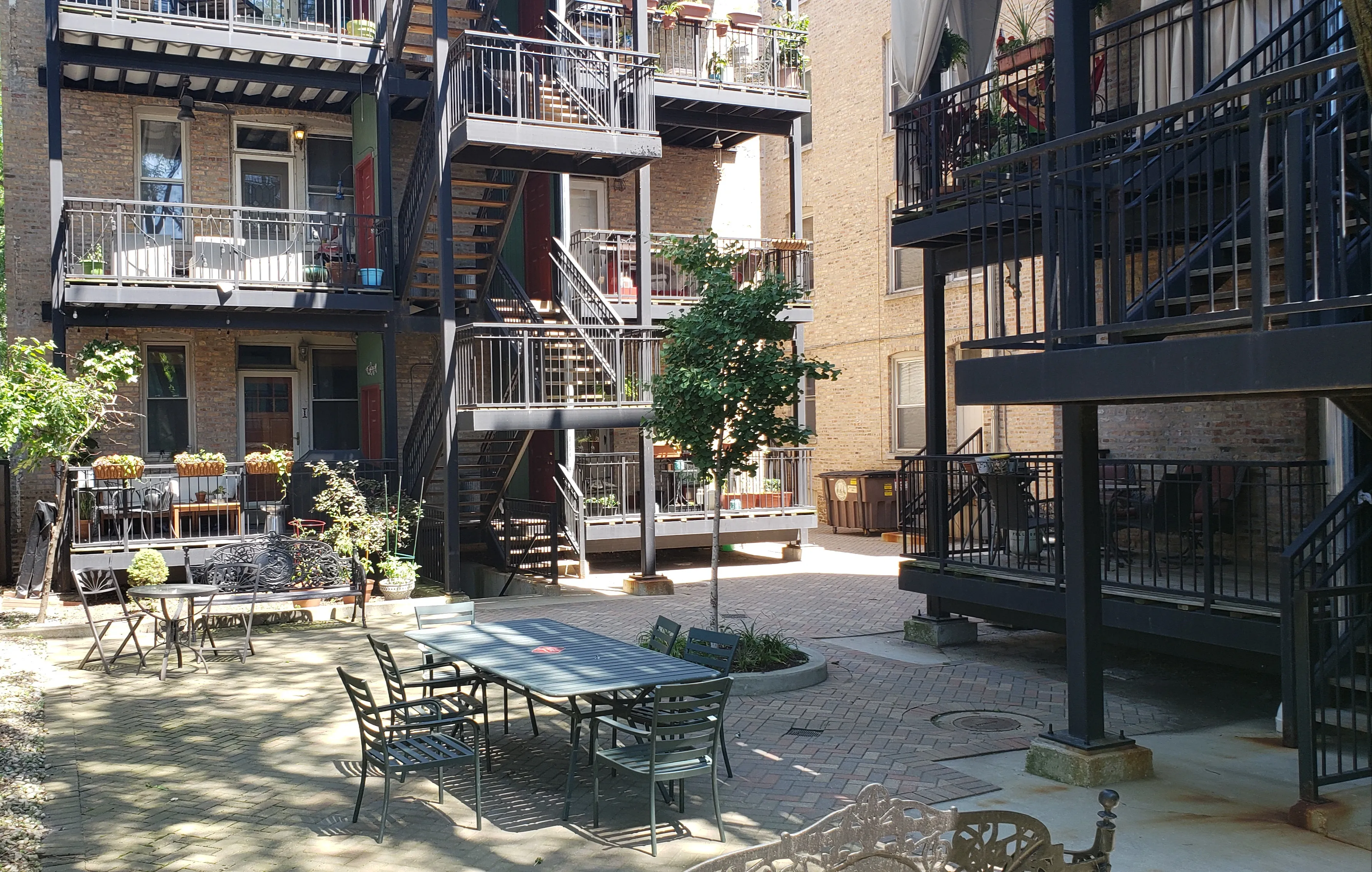 2354 N Cleveland Ave   60614 60614-unit#1-Chicago-IL