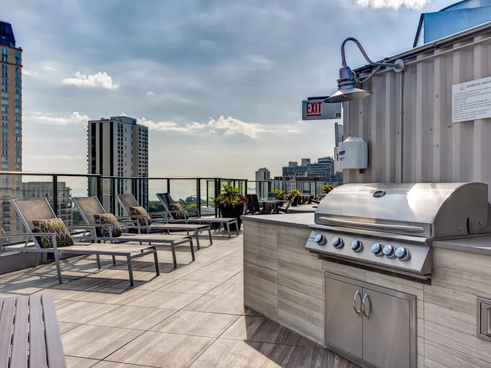 2555 N Clark St   60614 60614-unit#406-Chicago-IL