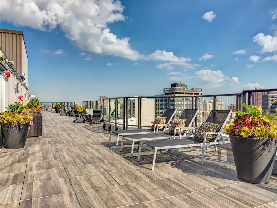 2555 N Clark St   60614 60614-unit#406-Chicago-IL