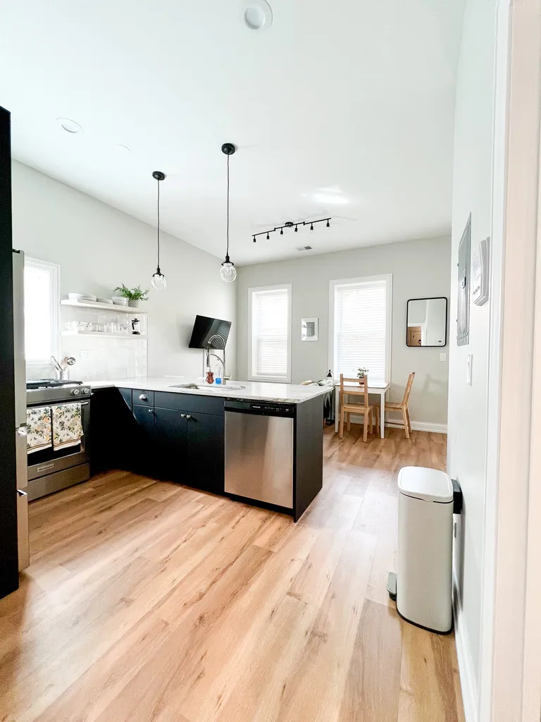 1728 N Wood St   60622 60622-unit#1R-Chicago-IL